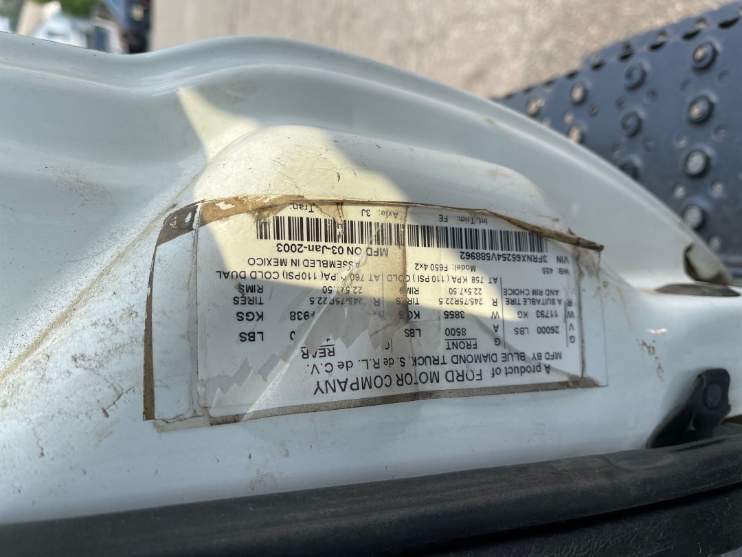 2003 FORD F650 XLT - Image 34